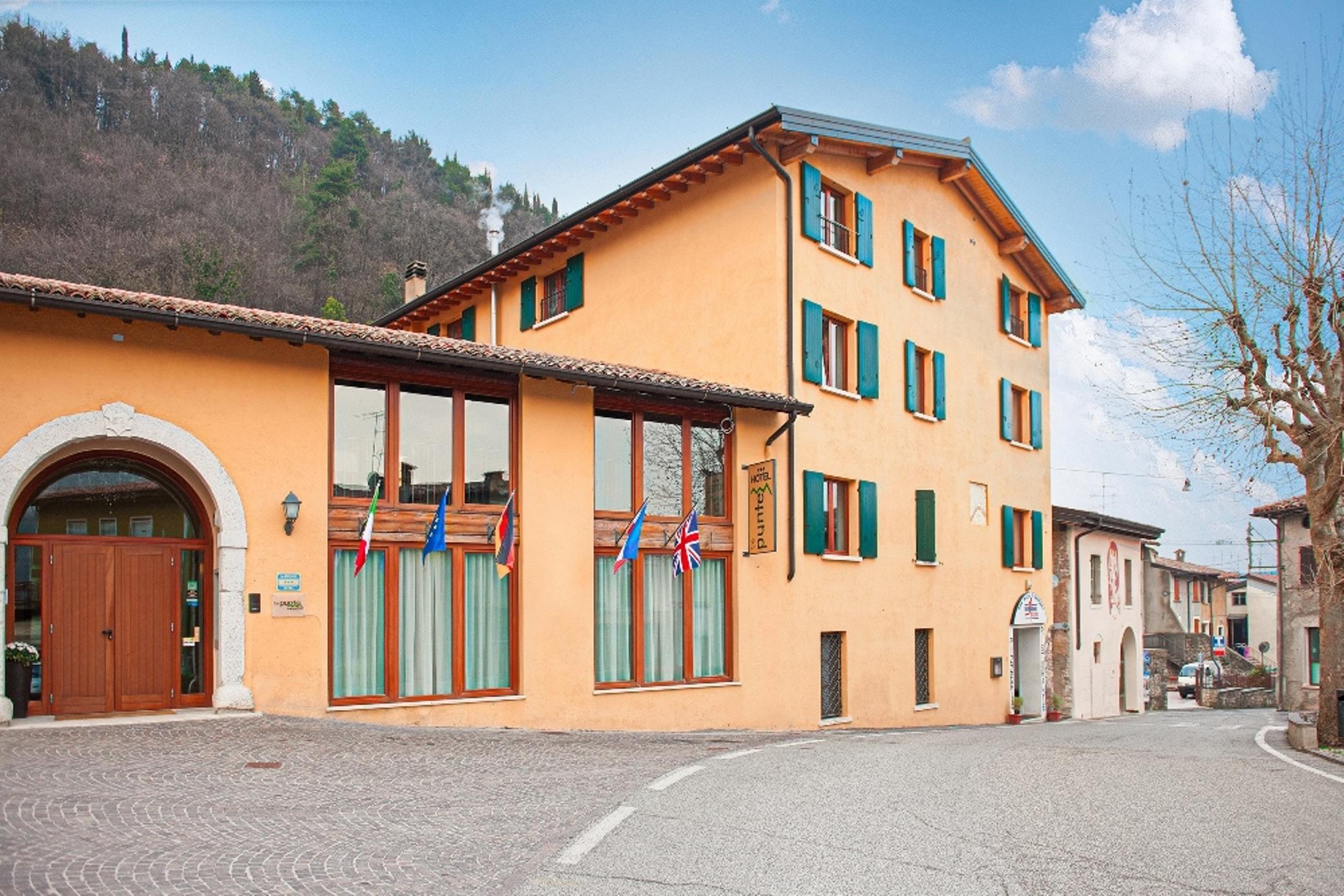 Hotel Tre Punte การ์ญาโน ภายนอก รูปภาพ